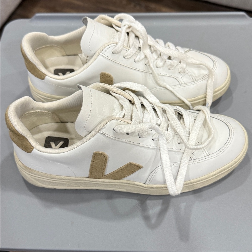 VEJA V-12 Leather Sneakers in White/Dune - Women’s Size 7 - Picture 3 of 7